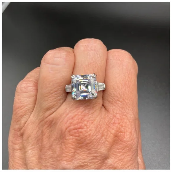 Asscher Cut 6 Carat Simulated Diamond Ring 925 Silver The Doeanne - Picture 6 of 12